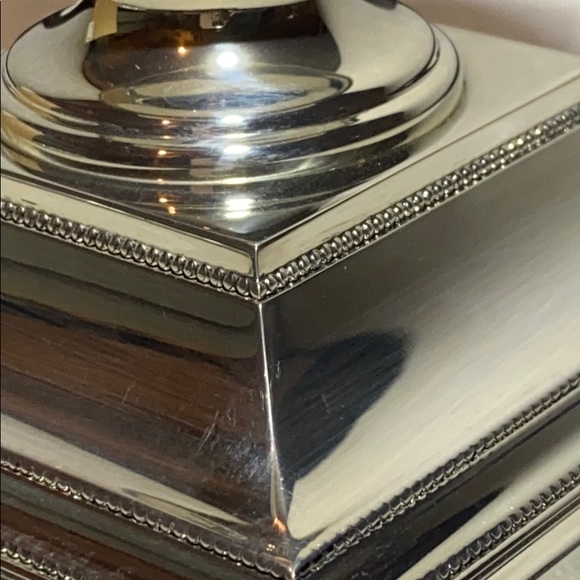 Reed & Barton Heritage Medium Pillar Holder - Picture 4 of 7